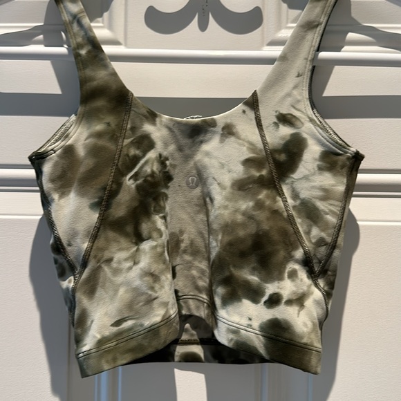 Lululemon Align Tank Cropped - Size 2! Like New - Picture 2 of 3